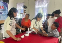 Pemeriksaan Kesehatan Gratis Warnai Program Bakti Sosial Lapas Ba'a