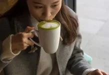 Lupakan Kopi, Ahli Nobatkan Matcha sebagai Minuman Pagi Terbaik untuk Anti-Penuaan