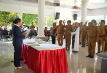 Bupati SBD Ingatkan Pj Kades Hindari Korupsi Politik