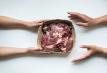 Trik Membedakan Daging Kurban yang Baik dan Tidak