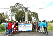 Wujudkan Akses Listrik Adil, PLN Terangi Desa Waepana I di Ngada