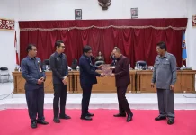 Bupati Sumba Timur Hadiri Paripurna LKPJ Anggaran 2025 DPRD