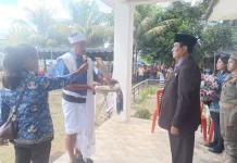Jenazah Umbu Dondu Disemayamkan  di Kantor Bupati Sumba Tengah