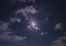 Viral Blue Moon Tidak Ubah Warna Bulan