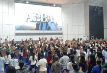 Pulihkan NTT, Ribuan Umat Kupang Gelar Indonesia Menyembah