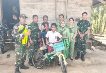 Dari Kisah Viral ke Aksi Nyata, Persit KCK Hadir Membantu Yafet dan Teman Sekolahnya