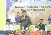 Bupati dan Wakil Bupati Hadiri Sertijab Camat Umalulu Baru