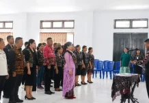 Bupati Rote Ndao Kukuhkan Bunda Literasi dan TP Posyandu