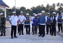 Bupati-Wabup Sumba Timur Dampingi Irjen KKP RI Tinjau Progres KNMP