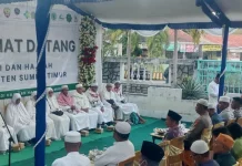 Sekda Sumba Timur Mewakili Bupati Sambut Kepulangan Jamaah Haji