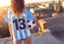 Padu Padan Jersey dan Bawahan Sesuai Karakter
