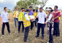 Bupati Dampingi Tim Pusat Tinjau Lokasi Sekolah Rakyat SBD