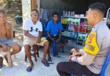 Bhabinkamtibmas Perkuat Kedekatan dengan Warga lewat Kegiatan Sambang