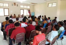 Babinsa Hadiri Rapat Koordinasi Perkuat Sinergi Pembangunan Kecamatan Wewewa