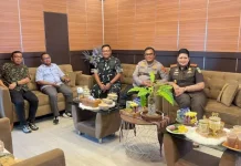 Kapolresta Kajari dan Dandim 1604 Kupang Perkuat Sinergitas