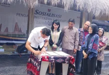 Wabup Sumba Timur Tegaskan Tanah Ulayat Identitas Masyarakat Hukum Adat