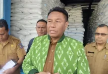 Bupati Rote Ndao Ajak Petani Jual Gabah ke Bulog