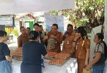 Pemkot Kupang Gelar Operasi Pasar Kendalikan Inflasi Pangan