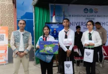 Filosi beri Laptop Mahasiswa Unimor, Dorong Generasi Muda Hadapi Era Digital