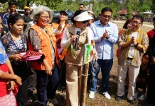 Bupati Ratu Wulla Resmikan Fasilitas Air Bersih Kalembu Kaha