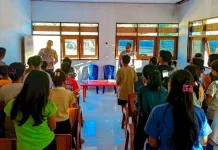 Bhabinkamtibmas Polsek Pantaibaru Edukasi Anak Cegah Kecelakaan dan Kekerasan