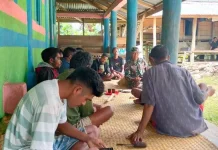Babinsa Loli Ajak Warga Perkuat Kamtibmas jelang HUT RI
