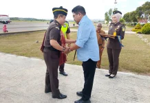 Bupati Sumba Timur Sambut Kajati NTT: Sinergi Kunci Tata Kelola Bersih