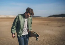 Jaket Bomber dan Style Kekinian: Fashion Item Wajib yang Tak Pernah Kehilangan Peso