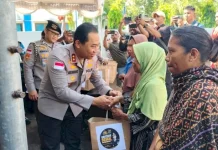 Pascagempa Kapolda NTT Salurkan 100 Paket Bantuan untuk Warga Sikka