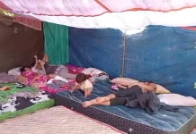 Empat Malam Tinggal di Luar, Warga Kisol Minta Pemerintah Perhatikan Korban Gempa