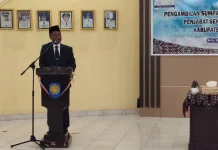 Bupati Paulus Henuk Tekankan Enam Tugas Utama Penjabat Sekda Rote Ndao