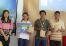 Filosi Hadiahkan Laptop, Dorong Mahasiswa STIPAS Jadi Pribadi Bermakna