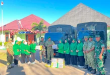 Dandim 1601/Sumba Timur Salurkan Bantuan Korban Gempa Flores