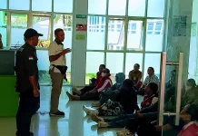 Pemerintah Wajib Lindungi Mental Nakes Korban Gempa