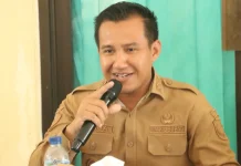 Wabup SBD Serahkan Bantuan Peralatan Vokasional Bagi PPKS