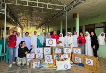 Bantuan PIKK PLN di Napunglangir Sikka, Hangatkan Hati Lansia