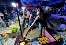 Jajanan Beta Lapar Raih Omzet Rp500 Ribu per Malam