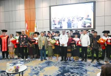Rektor UPG 1945 NTT Titip Pesan kepada 439 Wisudawan