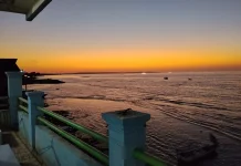 Menikmati Senja usai Maghrib di Masjid Nurul Hidayah
