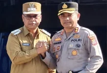 Bupati Yohanis Dade Pimpin Apel Gabungan: Dukung Polres, Jaga Sumba Barat Aman & Damai