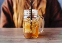 Bolehkah Anak Minum Teh Manis? Cek Fakta Kesehatannya