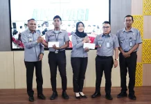 Dua ASN Kemenkum NTT Tuntaskan Kemanusiaan Gempa Flores