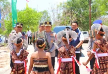 Kapolda NTT Resmikan Barak Siaga dan Rumah Dinas di Sabu Raijua