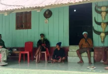 Babinsa Laratama Perkuat Sinergi Warga Jaga Keamanan Lingkungan