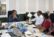 Wagub Johni Asadoma Usulkan Mutasi 21 ASN dari Papua