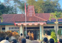 Wabup Sumba Barat Tekankan Pengabdian dan Keteladanan Aparatur Kecamatan