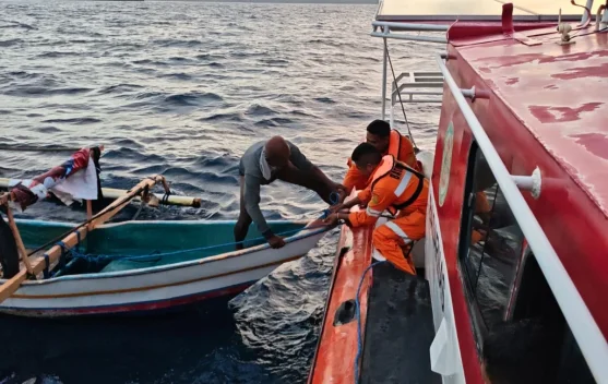 Tiga Jam Terombang-ambing di Perairan Semau, Nelayan 68 Tahun Selamat