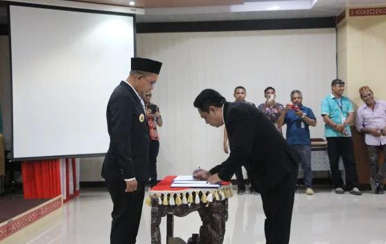 Gubernur NTT Lantik Direksi BUMD Perkuat Ekonomi Daerah Berkelanjutan