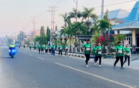 Personel Polres Sumba Timur Amankan Manuba Run Berlangsung Aman dan Lancar