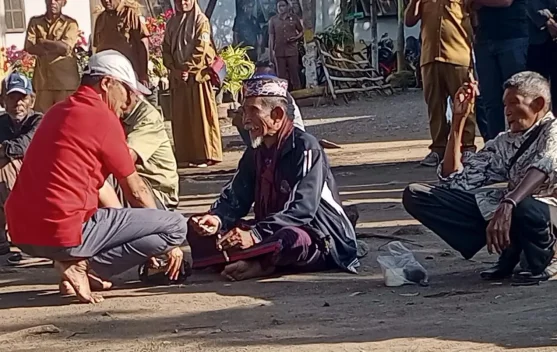 Bangun Kebersamaan Wakapolda NTT Kawal Rekonsiliasi Adonara